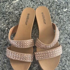 Rose gold sandals with out tags